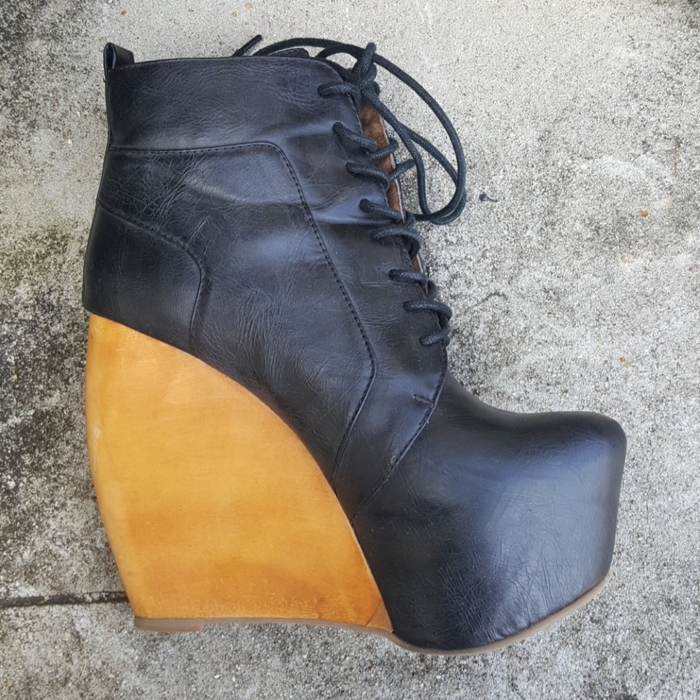 💥SALE Chucky wedge black boots SALE💥